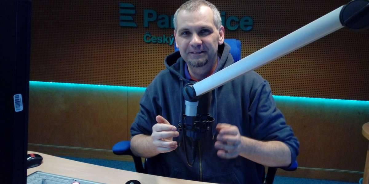 Na každém konci........